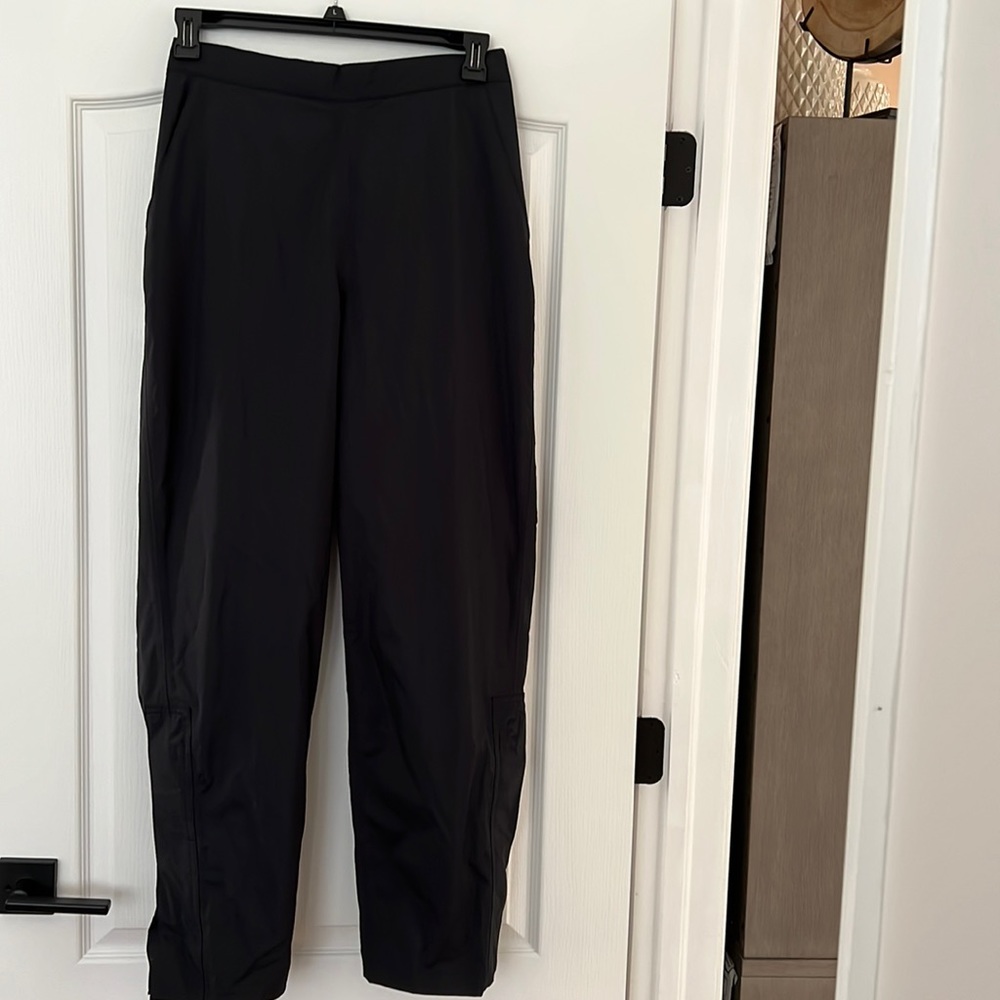 Dry Joys / Foot Joys Women’s Medium hydrolite 100% waterproof Rain Pant.